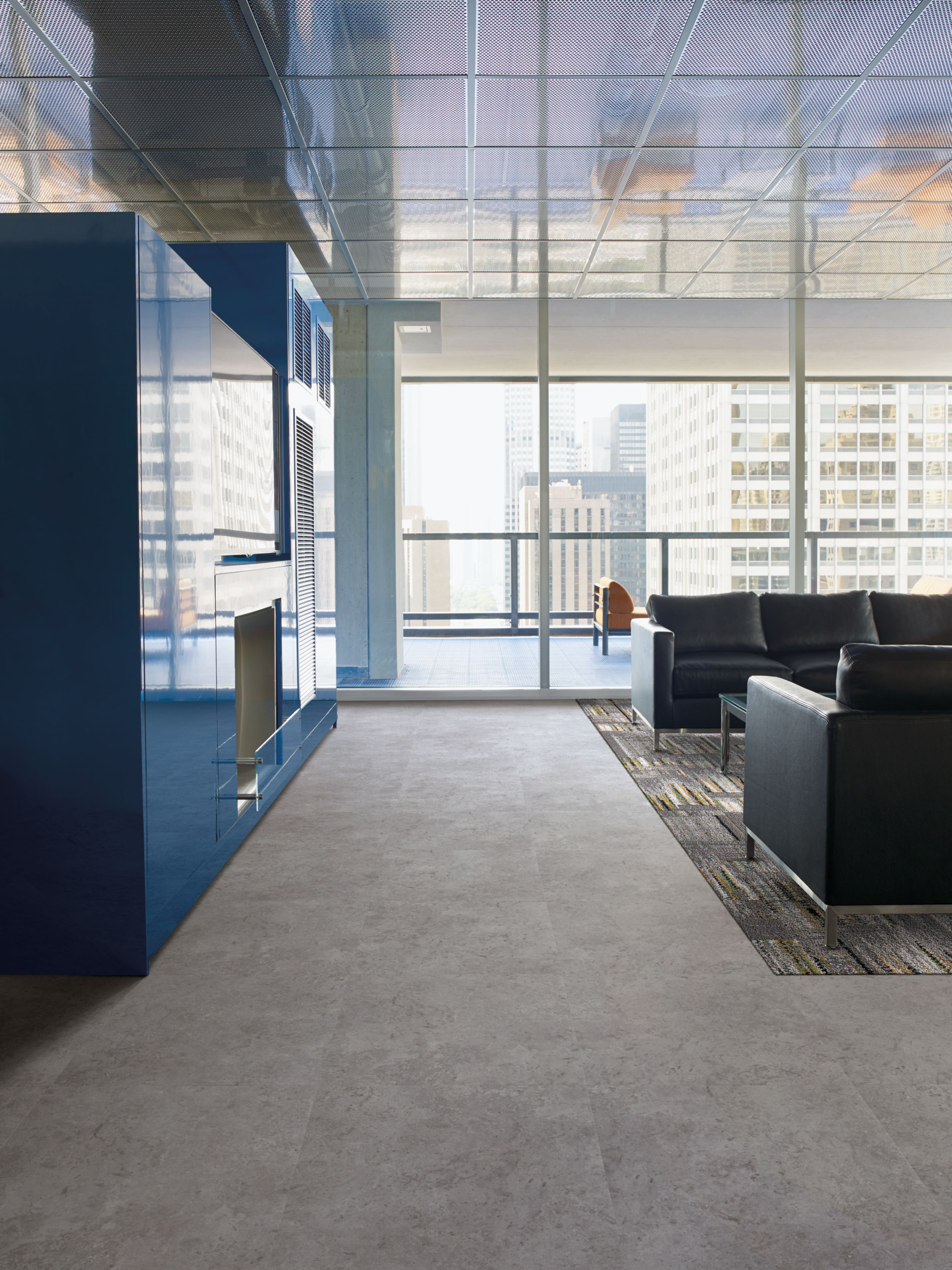 Interface Criterion Classic Stones LVT In Medium Concrete  número de imagen 1